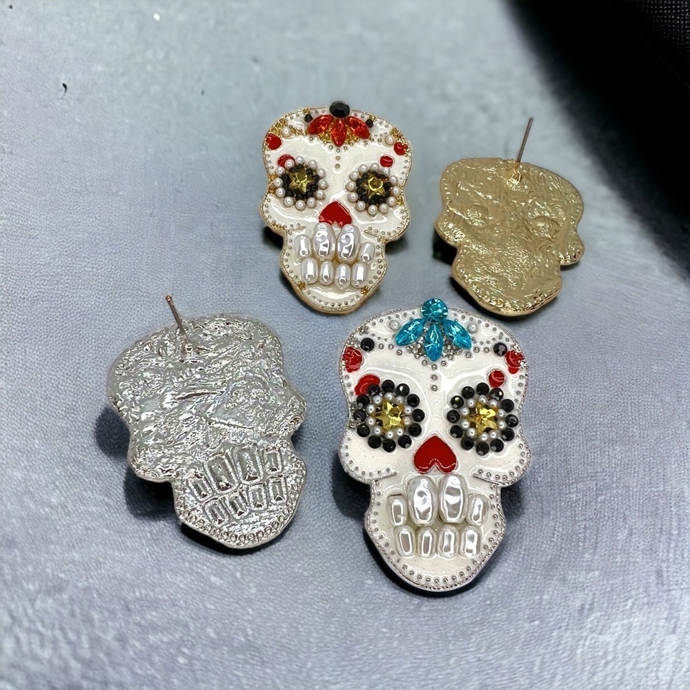 NWT Sugar Skull Earrings - Rhinestone Halloween  and Dia De Los Muertos Jewelry - Picture 4 of 8